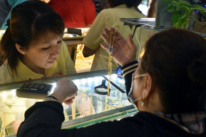 Giá vàng hôm nay 11-3 tăng trở lại