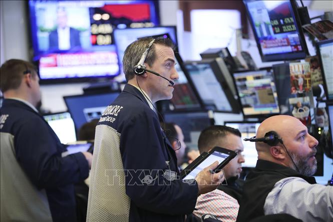 Xung đột Trung Đông kéo các chỉ số chứng khoán Mỹ đi xuống