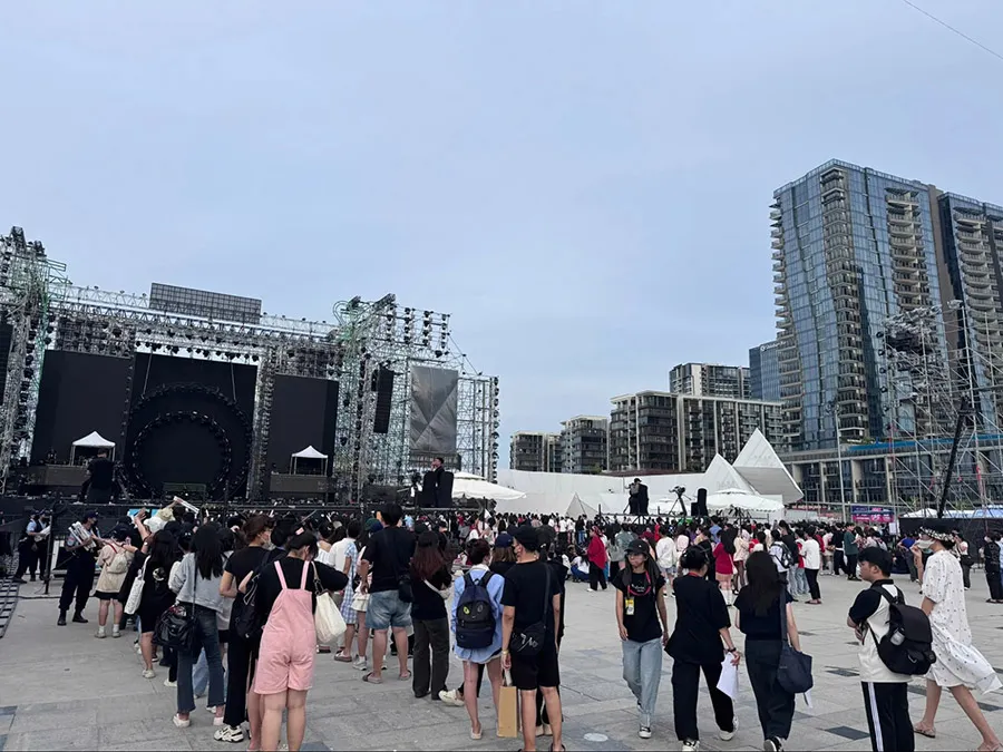 Toàn cảnh sân khấu của City Tết Fest Thủ Đức 2025