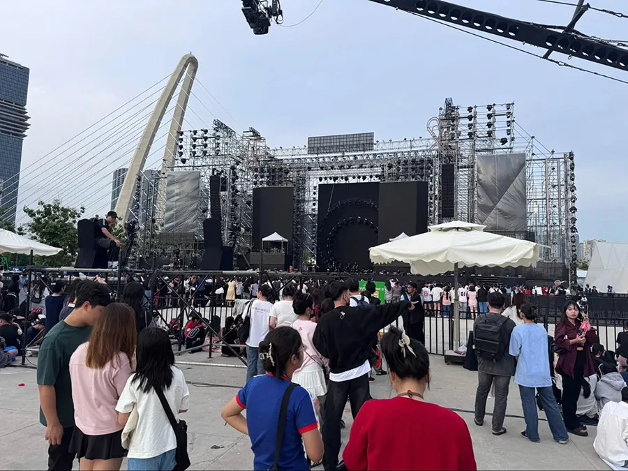 Toàn cảnh sân khấu của City Tết Fest Thủ Đức 2025